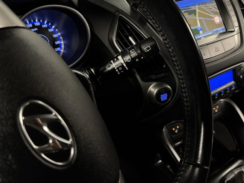 HYUNDAI IX35 PHASE 2 PREMIUM LIMITED 1.7 CRDI 135 Cv TOIT OUVRANT CUIR GPS 34 100 Km - GARANTIE 1 AN