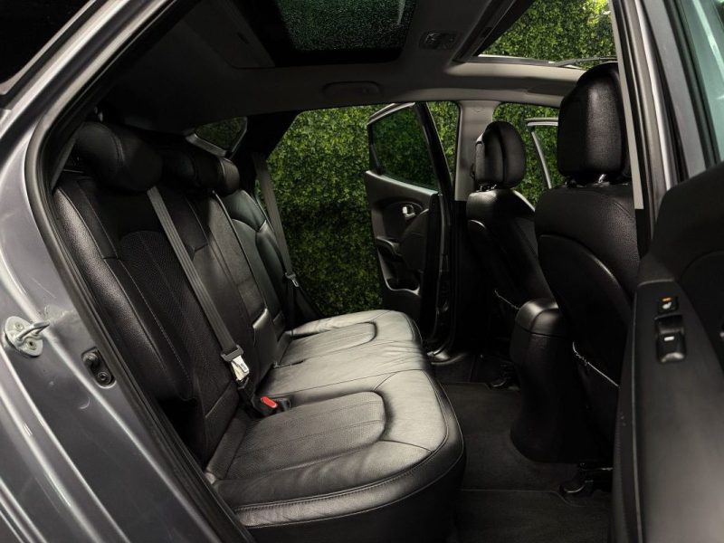 HYUNDAI IX35 PHASE 2 PREMIUM LIMITED 1.7 CRDI 135 Cv TOIT OUVRANT CUIR GPS 34 100 Km - GARANTIE 1 AN