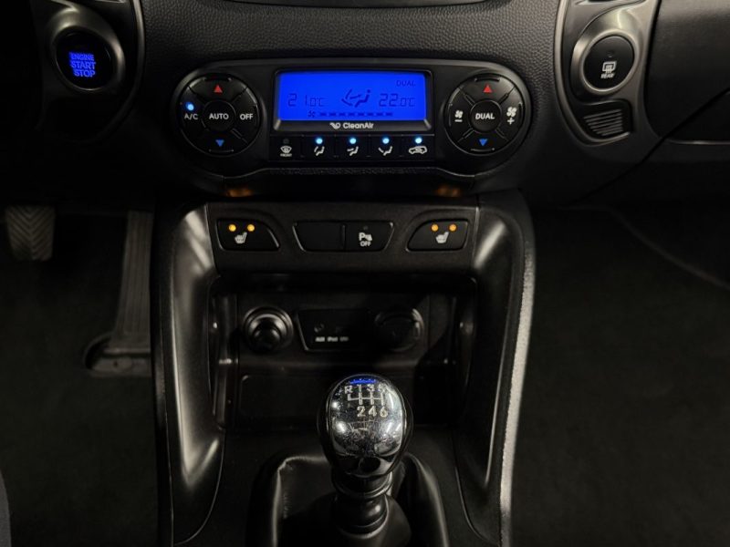 HYUNDAI IX35 PHASE 2 PREMIUM LIMITED 1.7 CRDI 135 Cv TOIT OUVRANT CUIR GPS 34 100 Km - GARANTIE 1 AN