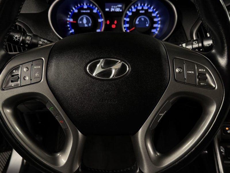 HYUNDAI IX35 PHASE 2 PREMIUM LIMITED 1.7 CRDI 135 Cv TOIT OUVRANT CUIR GPS 34 100 Km - GARANTIE 1 AN