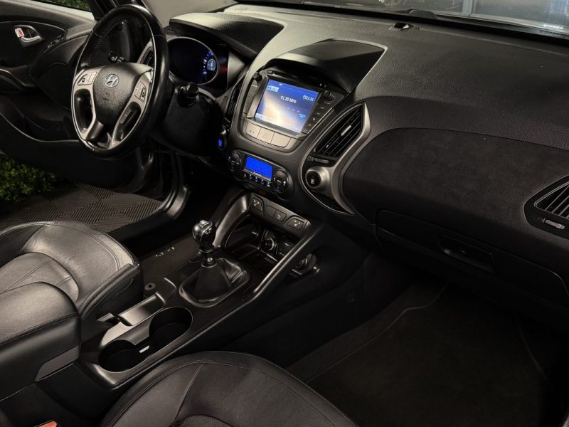 HYUNDAI IX35 PHASE 2 PREMIUM LIMITED 1.7 CRDI 135 Cv TOIT OUVRANT CUIR GPS 34 100 Km - GARANTIE 1 AN