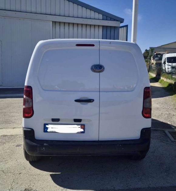 PEUGEOT PARTNER 1.5 BLUEHDI S&S PRO STANDARD 100CH 