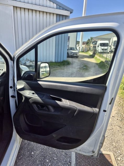 PEUGEOT PARTNER 1.5 BLUEHDI S&S PRO STANDARD 100CH 