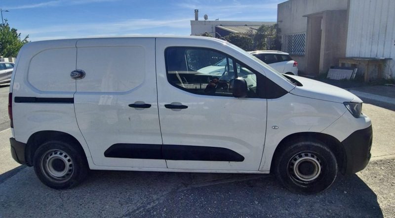 PEUGEOT PARTNER 1.5 BLUEHDI S&S PRO STANDARD 100CH 