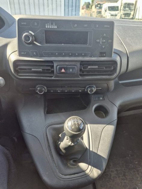 PEUGEOT PARTNER 1.5 BLUEHDI S&S PRO STANDARD 100CH 