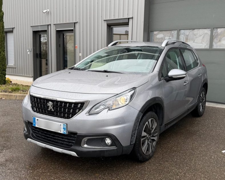 Peugeot 2008 ALLURE - 110ch  – BVM5 – Gris Clair
