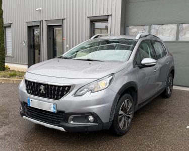 Peugeot 2008 ALLURE - 110ch  – BVM5 – Gris Clair
