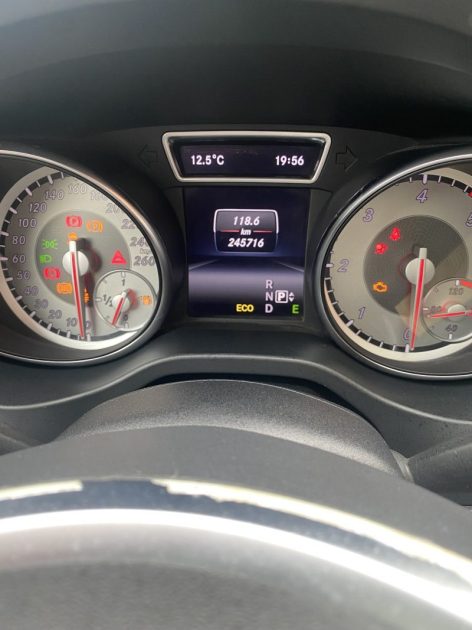 MERCEDES CLASSE CLA 220 CDI  PACK AMG 2013