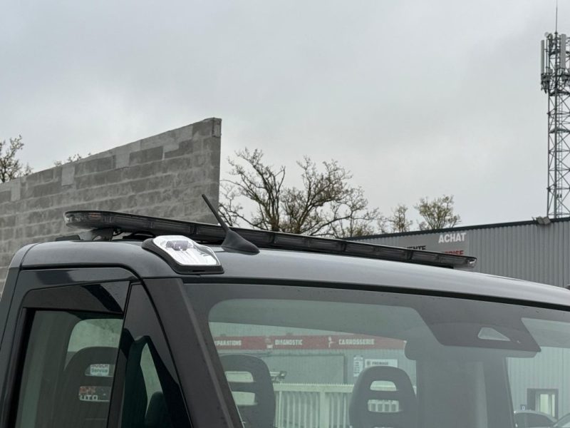 IVECO DAILY 35C21 DEPANNEUSE PTE VOITURE 3L BVA8 PRIX 54991,67 HT GARANTIE CONSTRUCTEUR 12 MOIS