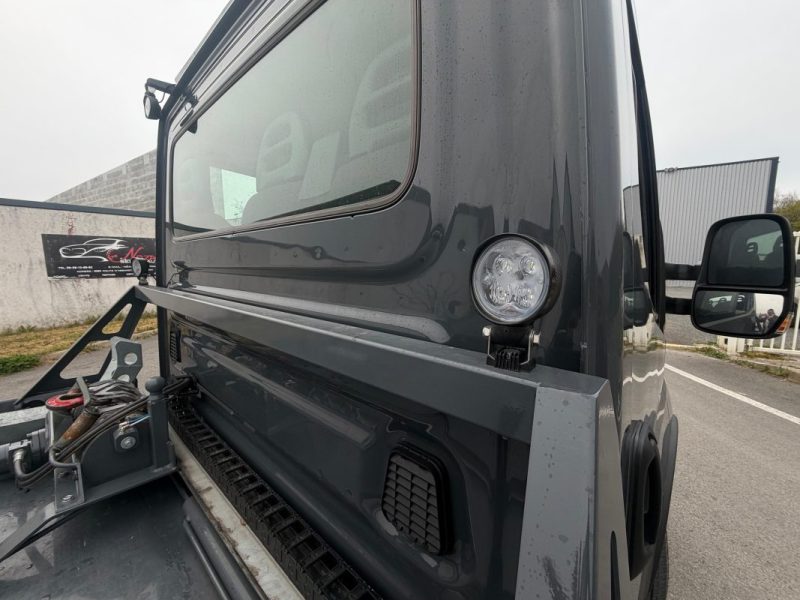 IVECO DAILY 35C21 DEPANNEUSE PTE VOITURE 3L BVA8 PRIX 54991,67 HT GARANTIE CONSTRUCTEUR 12 MOIS