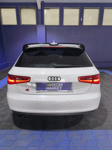 AUDI A3 2.0 TDI 150Cv S-LINE