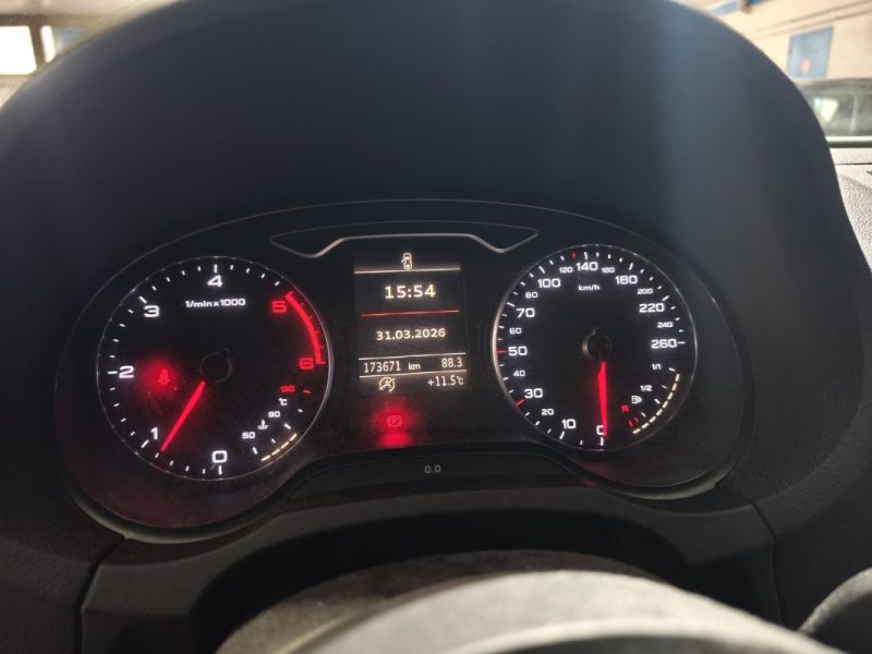 AUDI A3 2.0 TDI 150Cv S-LINE