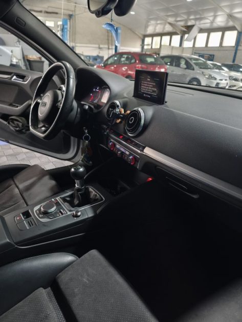 AUDI A3 2.0 TDI 150Cv S-LINE