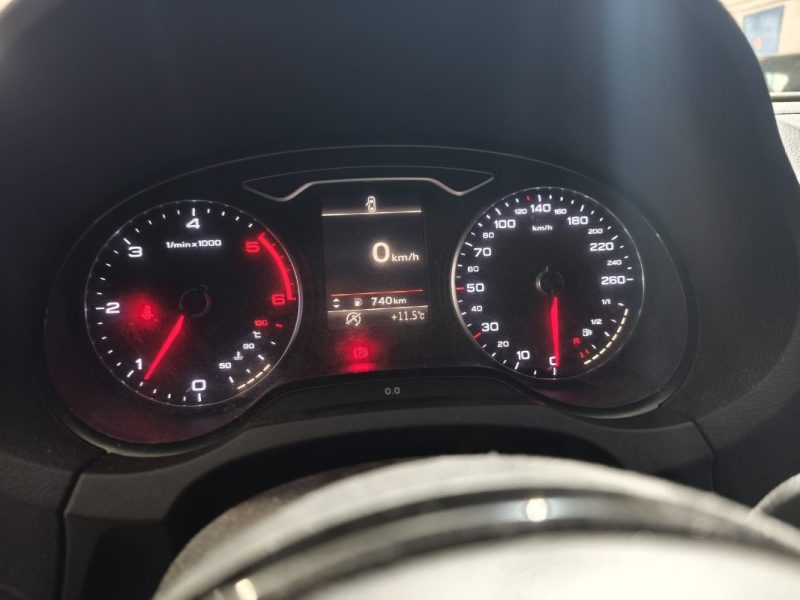 AUDI A3 2.0 TDI 150Cv S-LINE