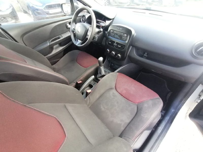 RENAULT CLIO IV SOCIETE - 1.5 DCI 75ch générique
