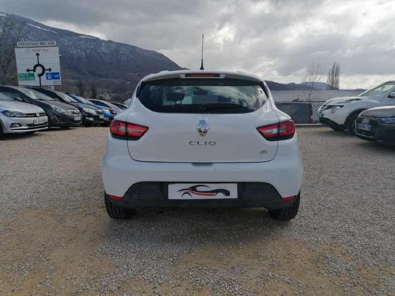 RENAULT CLIO IV SOCIETE - 1.5 DCI 75ch générique
