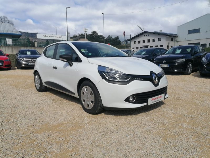 RENAULT CLIO IV SOCIETE - 1.5 DCI 75ch générique