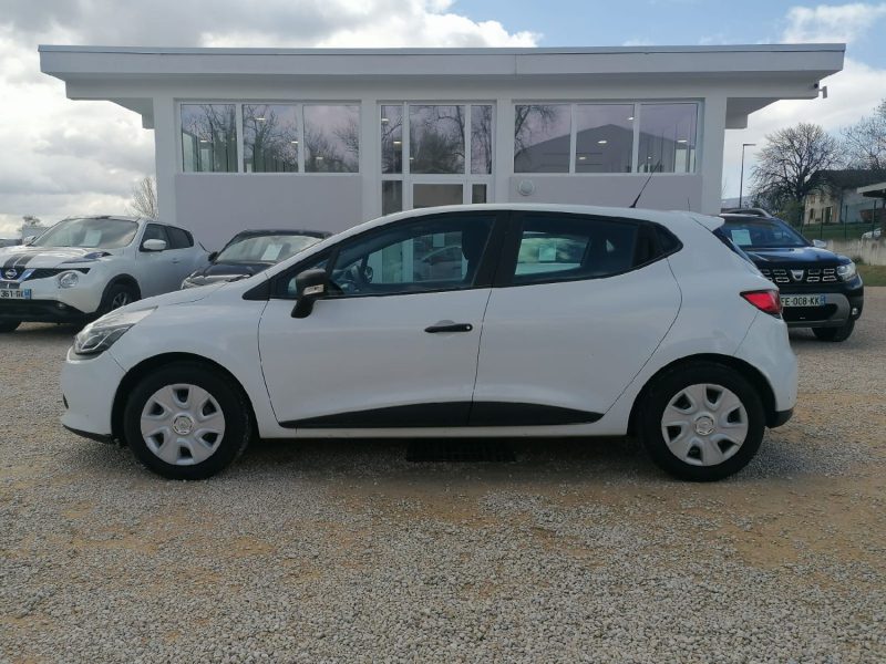 RENAULT CLIO IV SOCIETE - 1.5 DCI 75ch générique