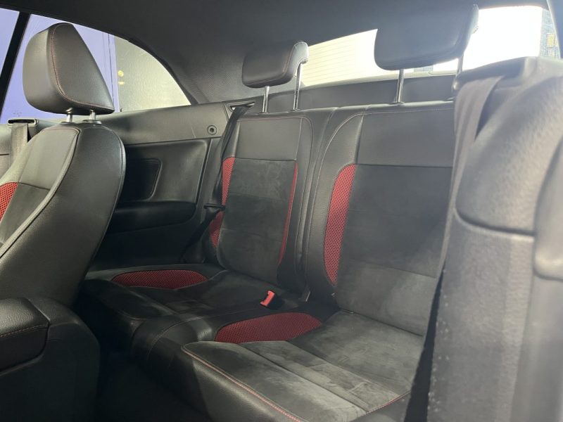 Volkswagen Golf VI Cabriolet | GPS | Jantes | Sièges chauffants