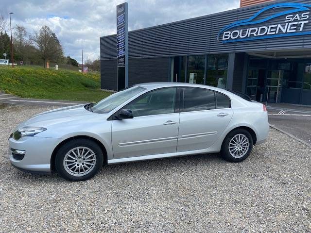 RENAULT LAGUNAIII III 2.0 DCI 2011