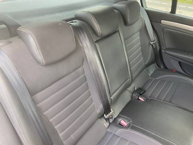 RENAULT LAGUNAIII III 2.0 DCI 2011