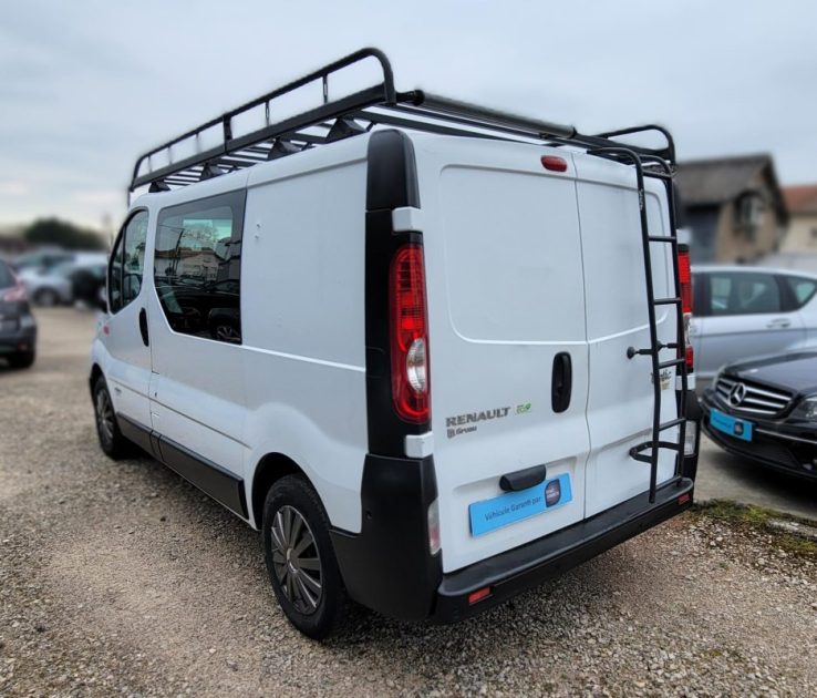 RENAULT TRAFIC GRAND CONFORT L1H1 2.0DCI 115 BVR 2012