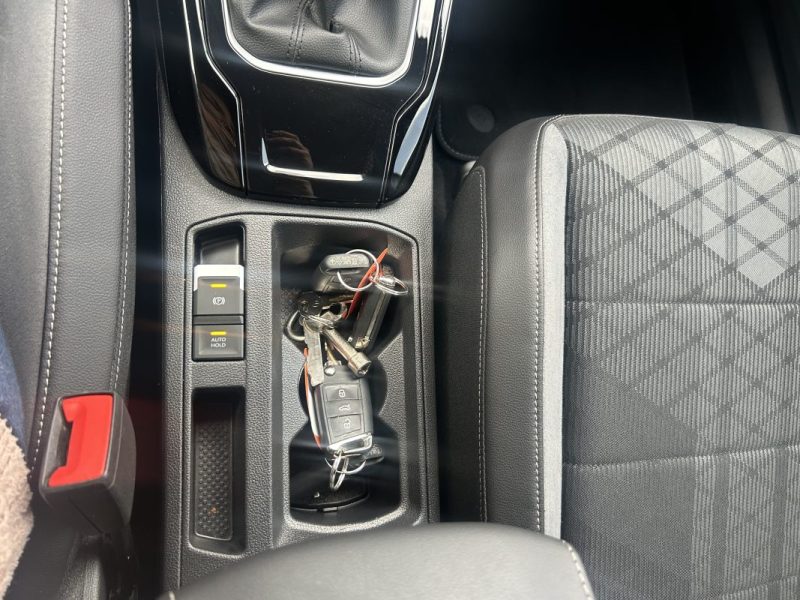 VOLKSWAGEN  T-ROC 1.5 Tsi 150 Ch R-Line / Garantie Constructeur