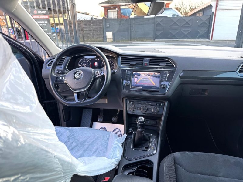 VOLKSWAGEN TIGUAN  2016