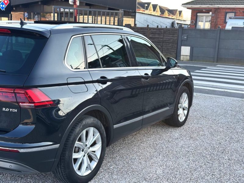VOLKSWAGEN TIGUAN  2016