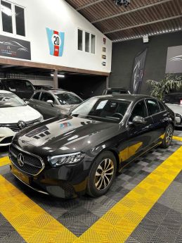 MAGNIFIQUE MERCEDES CLASSE E 220 d 197 CH + 23 CH (SUIVI D’ENTRETIEN, GARANTIE MERCEDES 24 MOIS)