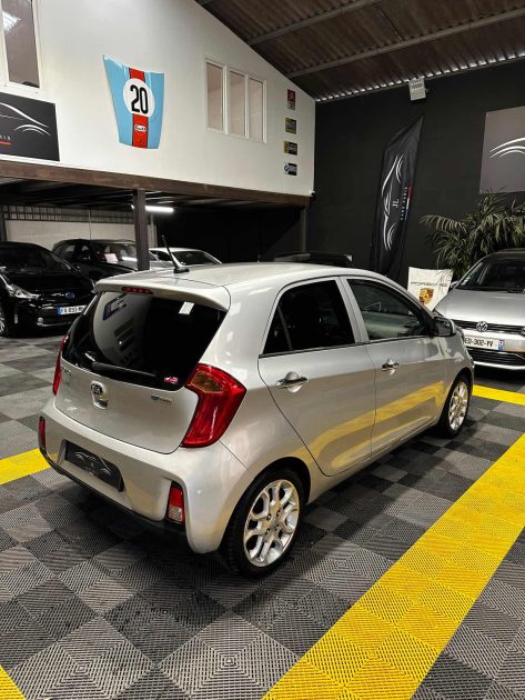 MAGNIFIQUE KIA PICANTO 1.0 66CH (CAMÉRA DE RECUL, ÉCRAN MULTIMÉDIA. CLIMATISATION)