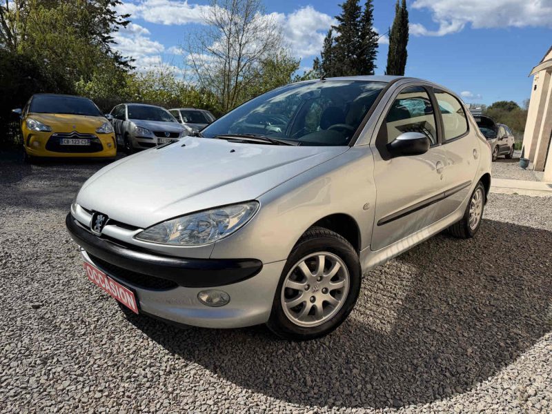 ⚡ À NE PAS RATER – Peugeot 206 1.1i  Essence / Petit Prix  