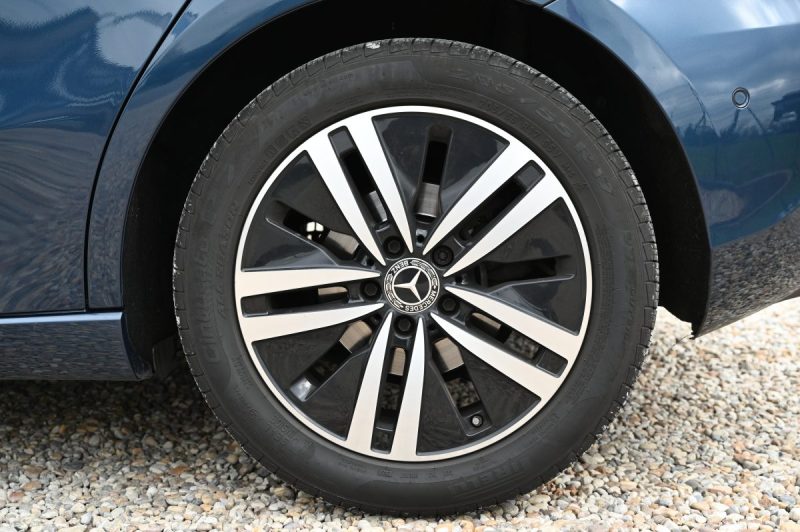 MERCEDES CLASSE A 180d 116ch PROGRESSIVE Line 8G-DCT