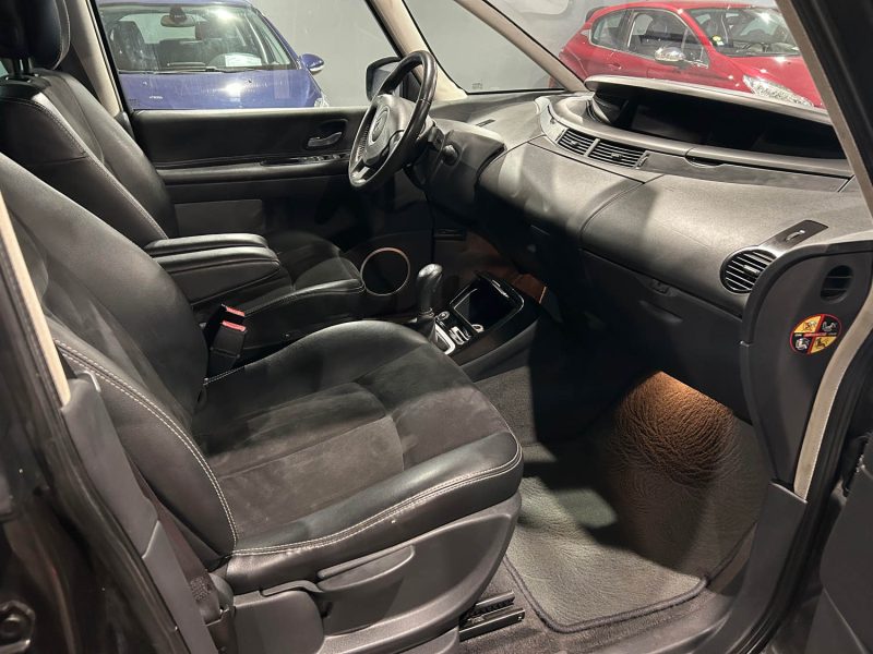 RENAULT ESPACE 4 2.0 DCI 175CH 