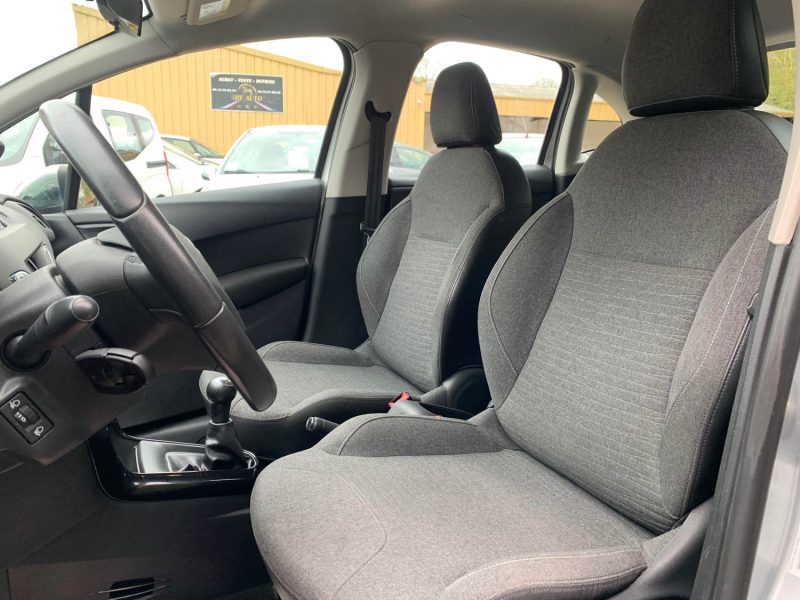 CITROEN C3 CITROËN  II (SC_) 1.2 VTI 82 (82CV) 2015