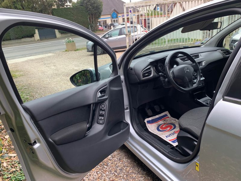 CITROEN C3 CITROËN  II (SC_) 1.2 VTI 82 (82CV) 2015