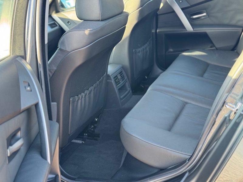 BMW SERIE 5 520I BOITE AUTO 2005 PREMIERE MAIN