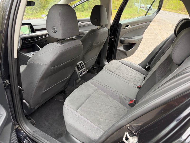 VOLKSWAGEN GOLF  VIII 1.4   HYBRID STYLE  08/2022