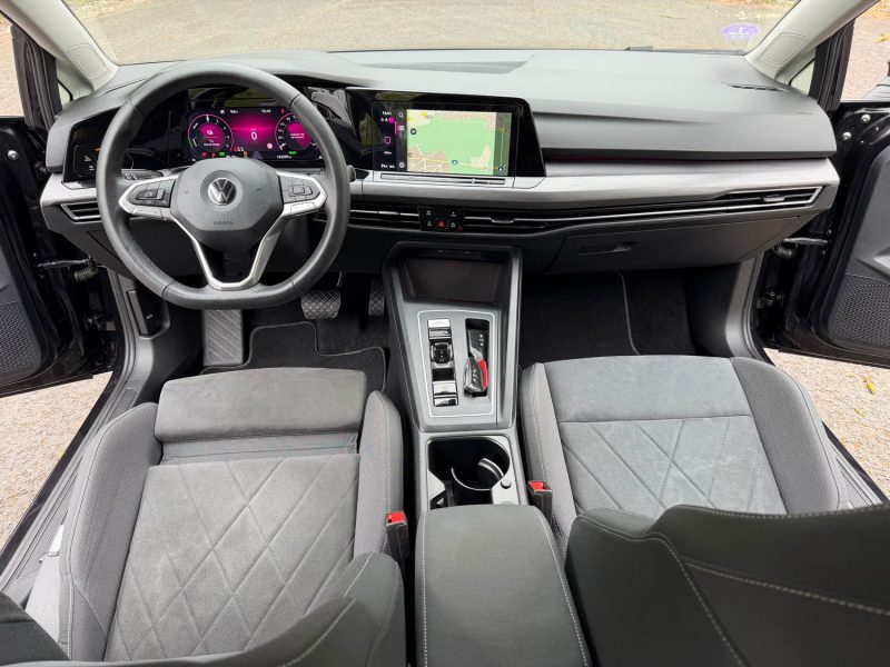 VOLKSWAGEN GOLF  VIII 1.4   HYBRID STYLE  08/2022