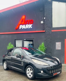 PEUGEOT 207 1.4 - Paiement 3x/4x/10x ✅