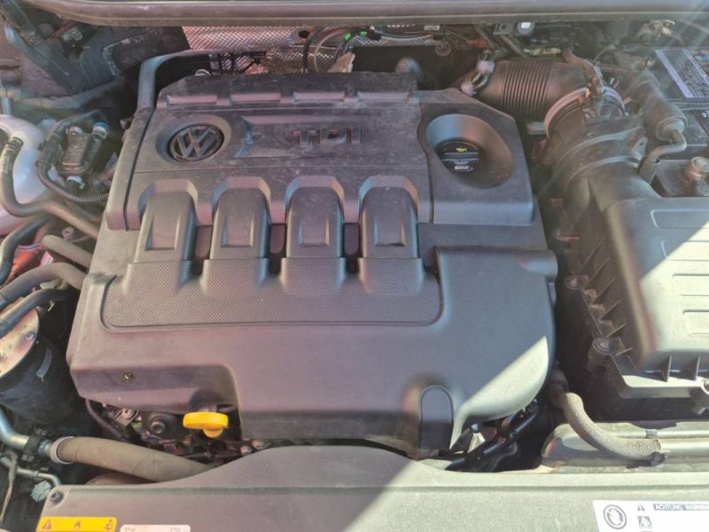 VOLKSWAGEN TOURAN 2.0 TDI 150 BMT DSG6 7PL R-LINE 2018