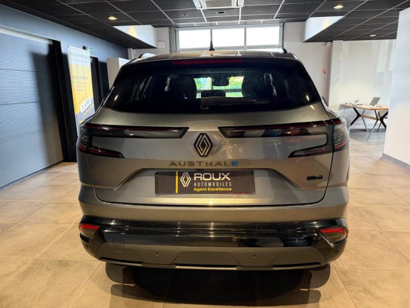 RENAULT AUSTRAL 200 E-Tech Iconic Esprit Alpine 4control / toit pano / feux matrix 