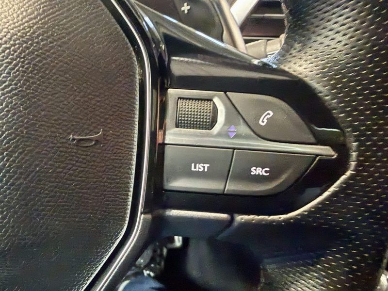 PEUGEOT 3008 II 1.5 BLUEHDI 130CH GT LINE TOIT OUVRANT