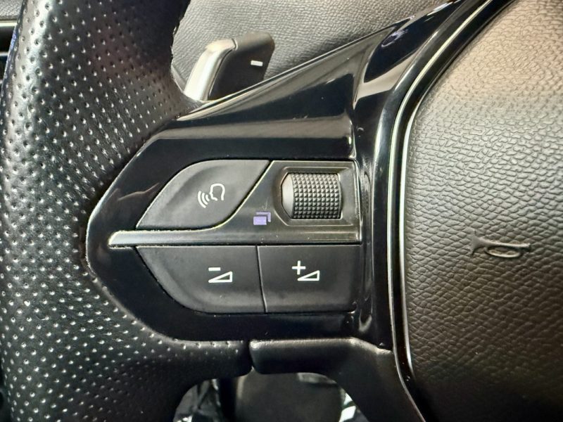 PEUGEOT 3008 II 1.5 BLUEHDI 130CH GT LINE TOIT OUVRANT