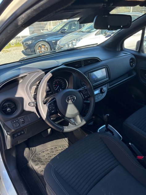 TOYOTA YARIS 100H FRANCE 5P 2019
