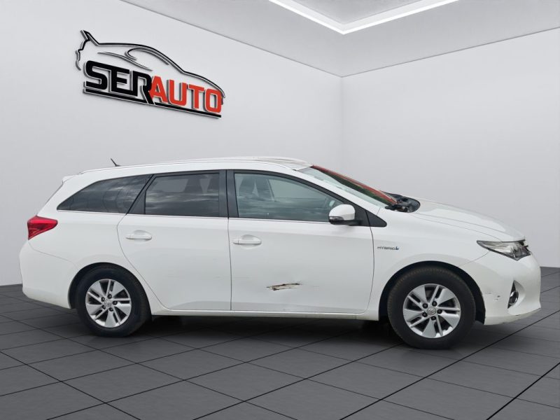 TOYOTA AURIS TOURING SPORTS 136H DYNAMIC
