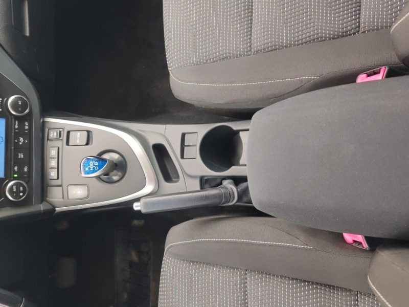 TOYOTA AURIS TOURING SPORTS 136H DYNAMIC