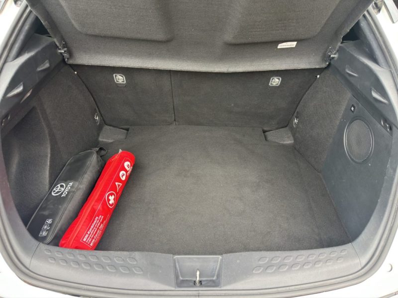 TOYOTA C-HR 1.8 HYBRIDE 122 GRAPHIC