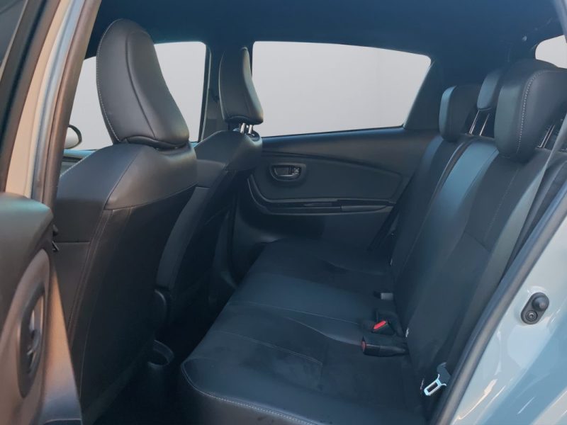 TOYOTA YARIS III HYBRID 100H GR SPORT