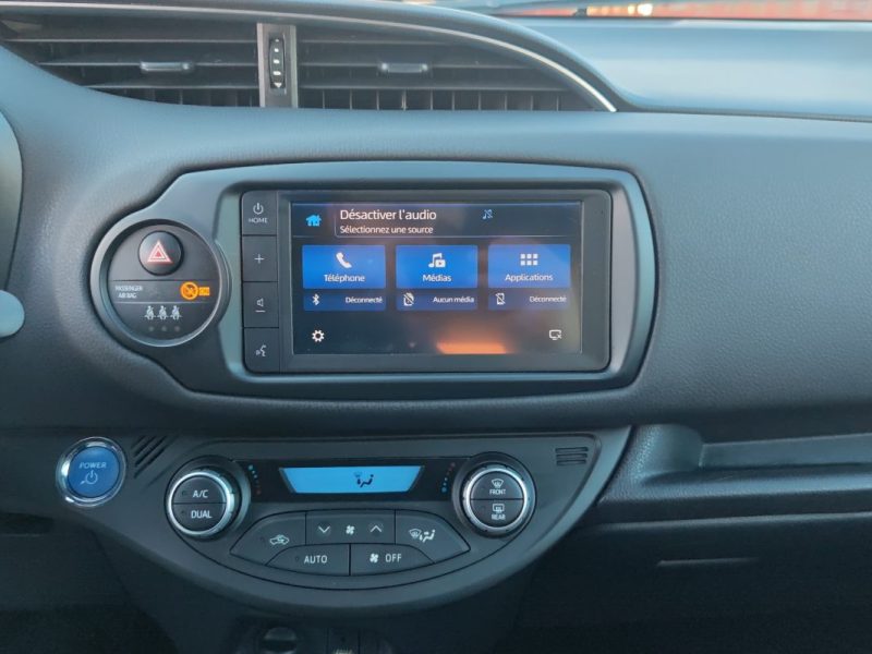 TOYOTA YARIS III HYBRID 100H GR SPORT